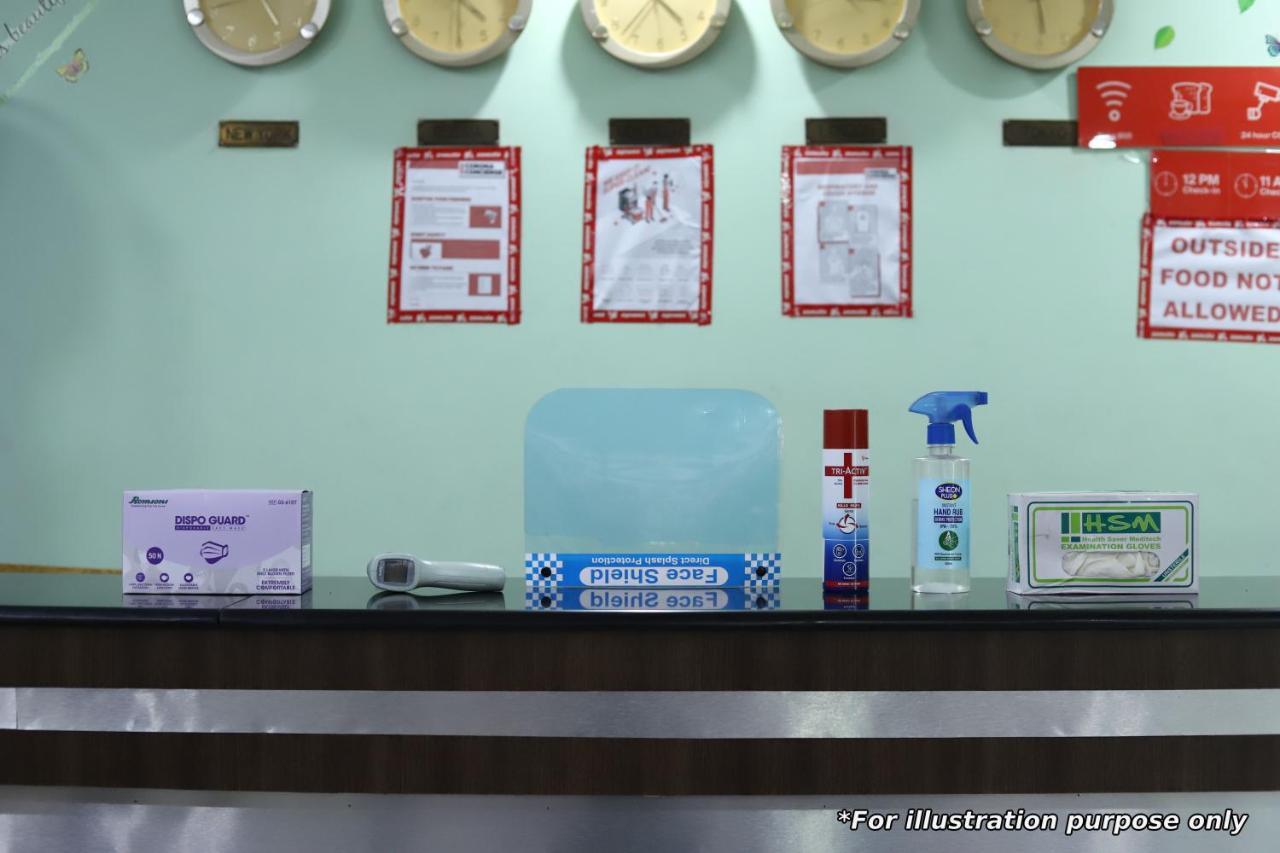 Oyo 1545 Hotel Shivani International 阿穆达巴 外观 照片